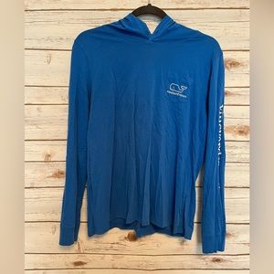 Vineyard vines hoodie shirt